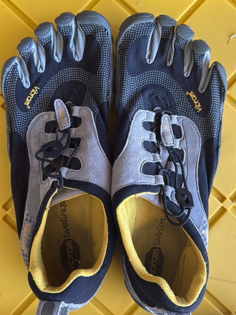 Vibram FiveFingers Grey and Black For Men